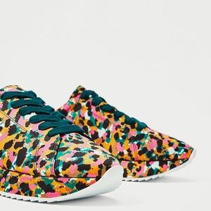 NWT Zara Printed satin sneakers